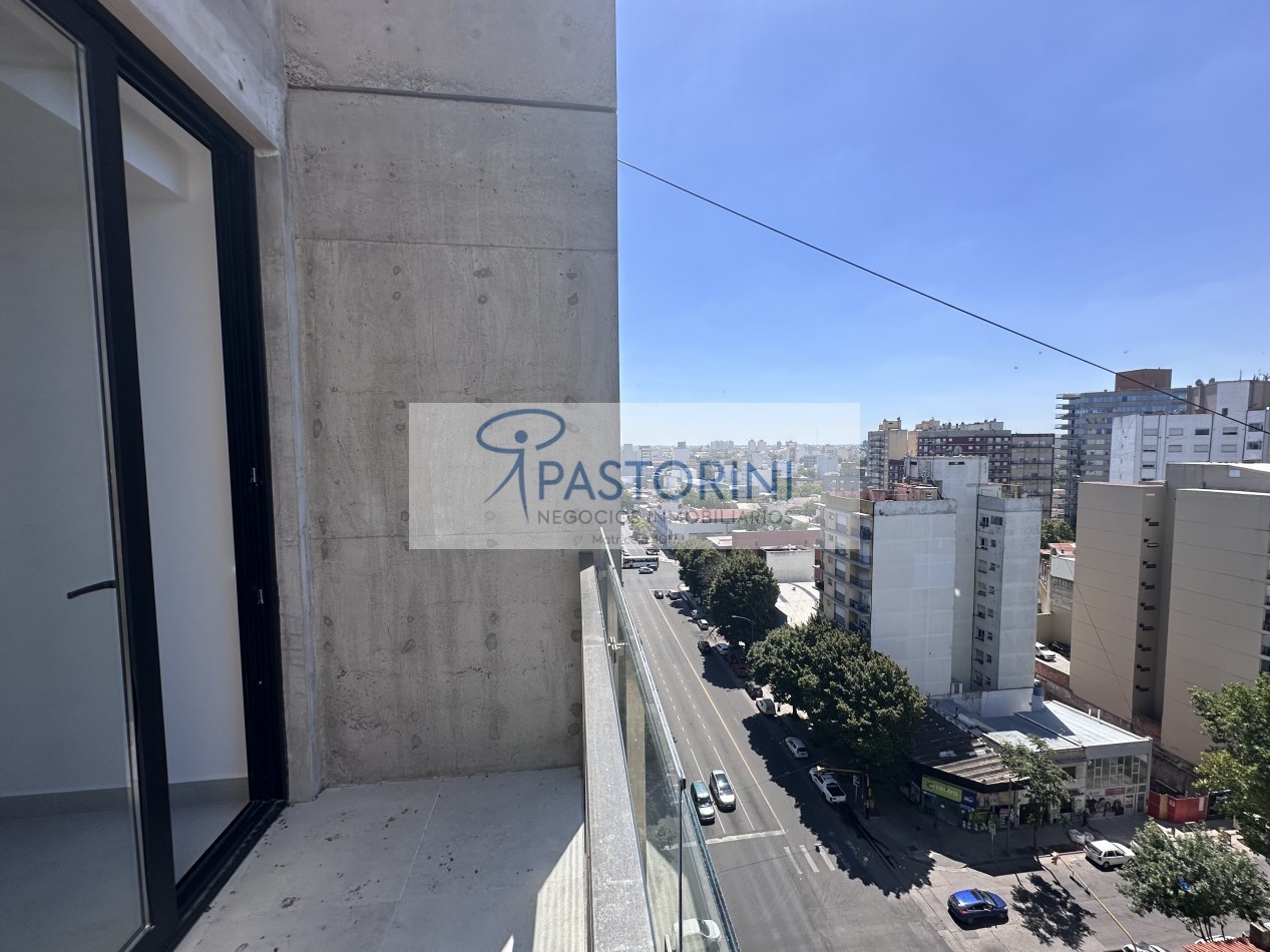Moderno Departamento en Duplex en Plaza Mitre con COCH y baulera