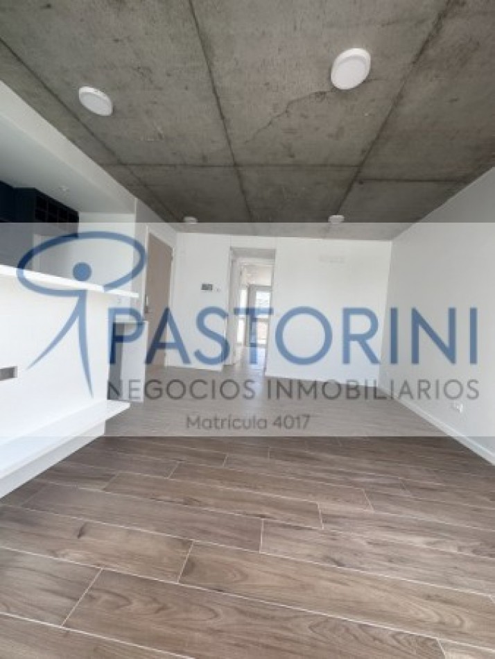 SEMIPISO a ESTRENAR de 2amb en Plaza Mitre con COCHERA
