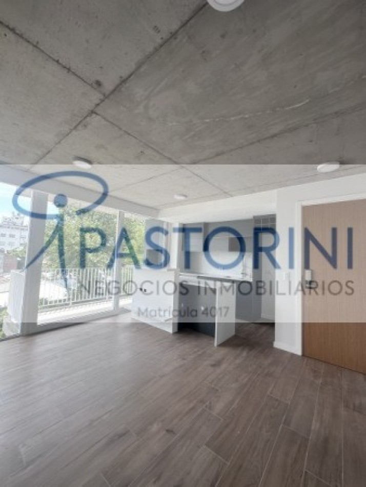 SEMIPISO a ESTRENAR de 2amb en Plaza Mitre con COCHERA
