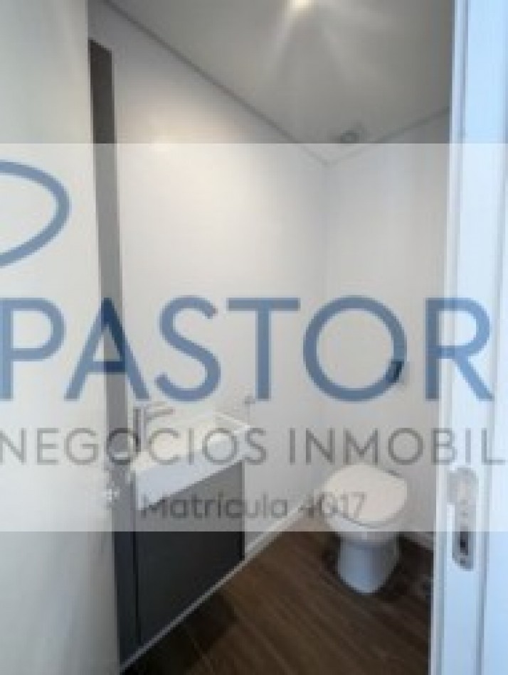 SEMIPISO a ESTRENAR de 2amb en Plaza Mitre con COCHERA