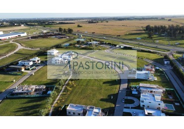 EN VENTA LOTE en DEVELOPER PARK BIO 1