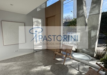 ALQUILAMOS MODERNO SEMIPISO de 2amb  con COCH en Plaza Mitre 